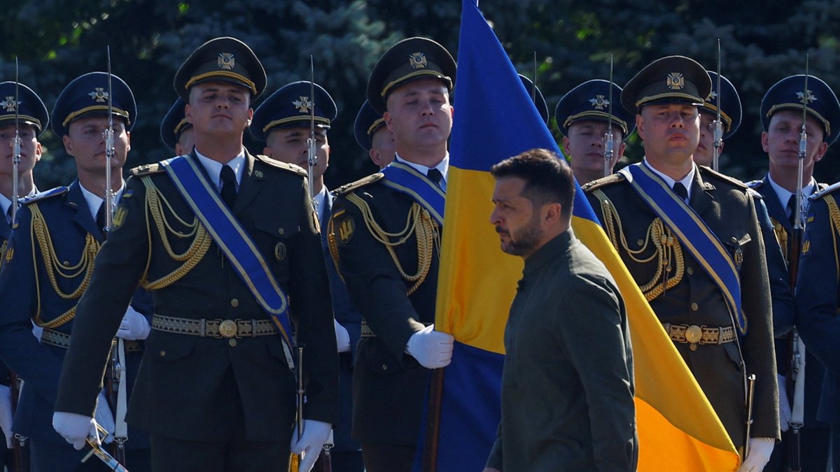 Ukraine's President Volodymyr Zelenskyy arrives for a ceremony to mark the National Flag Day, in Kyiv, Ukraine, Aug. 23, 2026. (Reuters Photo)