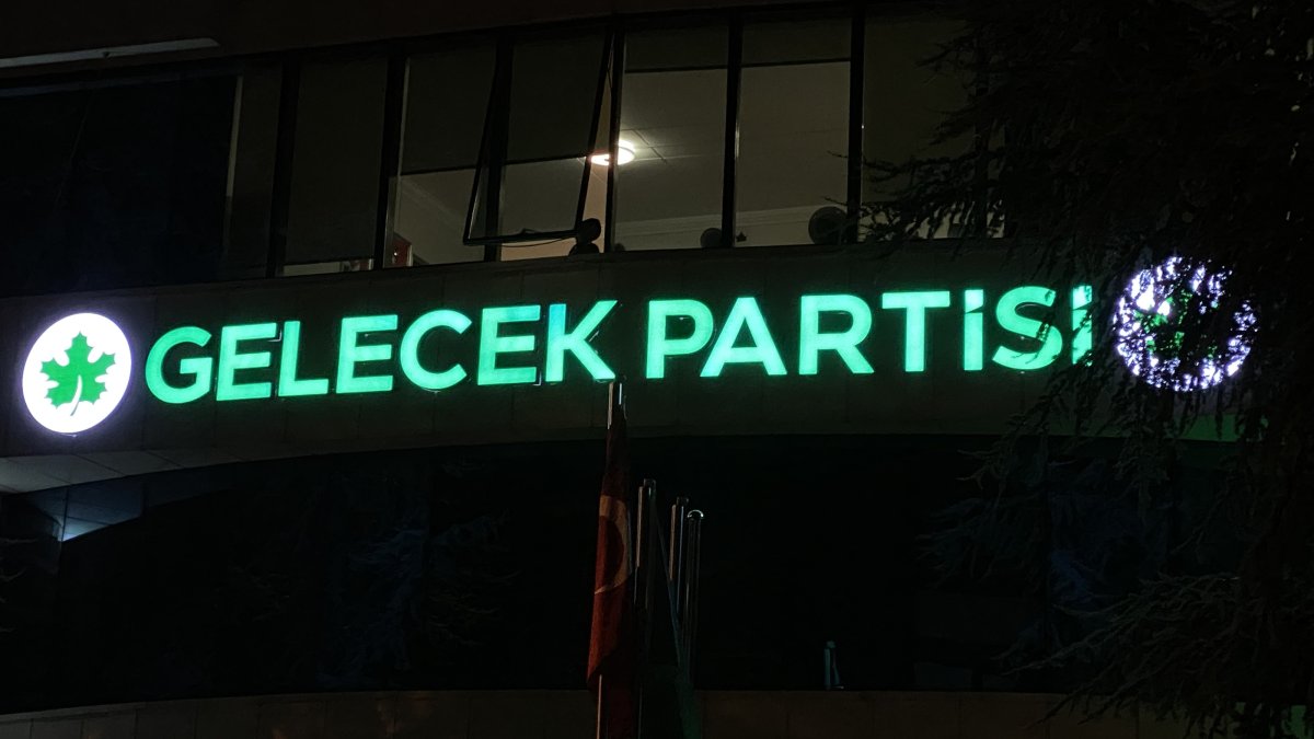 AN illuminated sign of the Future Party against the backdrop of dimmed lights of the offices at the headquarters of the party, Ankara, Türkiye, July 29, 2026. (DHA Photo)
