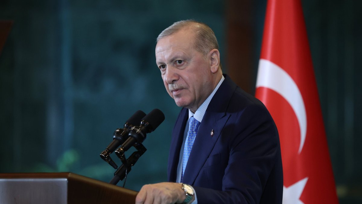 President Recep Tayyip Erdoğan speaks at an iftar with journalists at the Presidential Complex in Ankara, March 17, 2026. (AA File Photo)