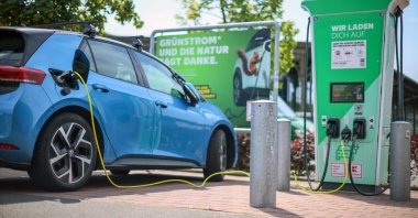 A car is charged at the charging hub in Berlin, Germany, Aug. 10, 2026. (EPA Photo)