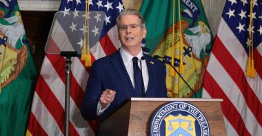 U.S. Treasury Secretary Scott Bessent announces a new set of sanctions against Iran, describing them as "an economic D-Day," in the Cash Room at the Treasury Department in Washington, U.S., Aug. 24, 2026. (AFP Photo)