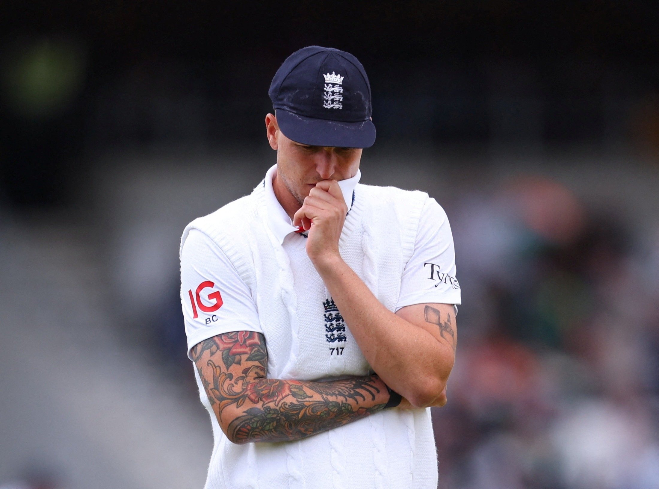 Carse dropped from England Test tie amid nightclub incident probe