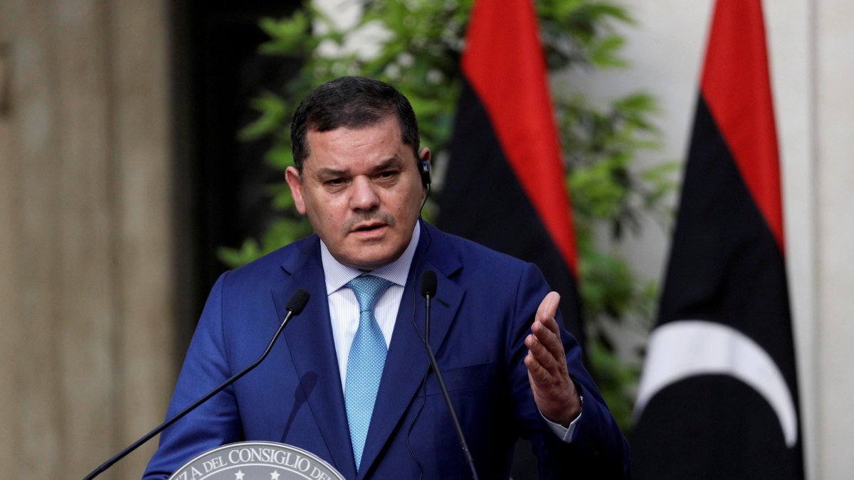 Libyan Prime Minister Abdul Hamid Dbeibah delivers a statement next to his Italian counterpart at Chigi Palace, Rome, Italy May 31, 2021. (Reuters File Photo)