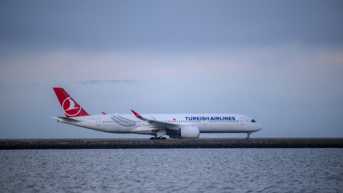 A Turkish Airlines aircraft is photographed at San Francisco International Airport, San Francisco, U.S., Aug. 17, 2026. (AA Photo)