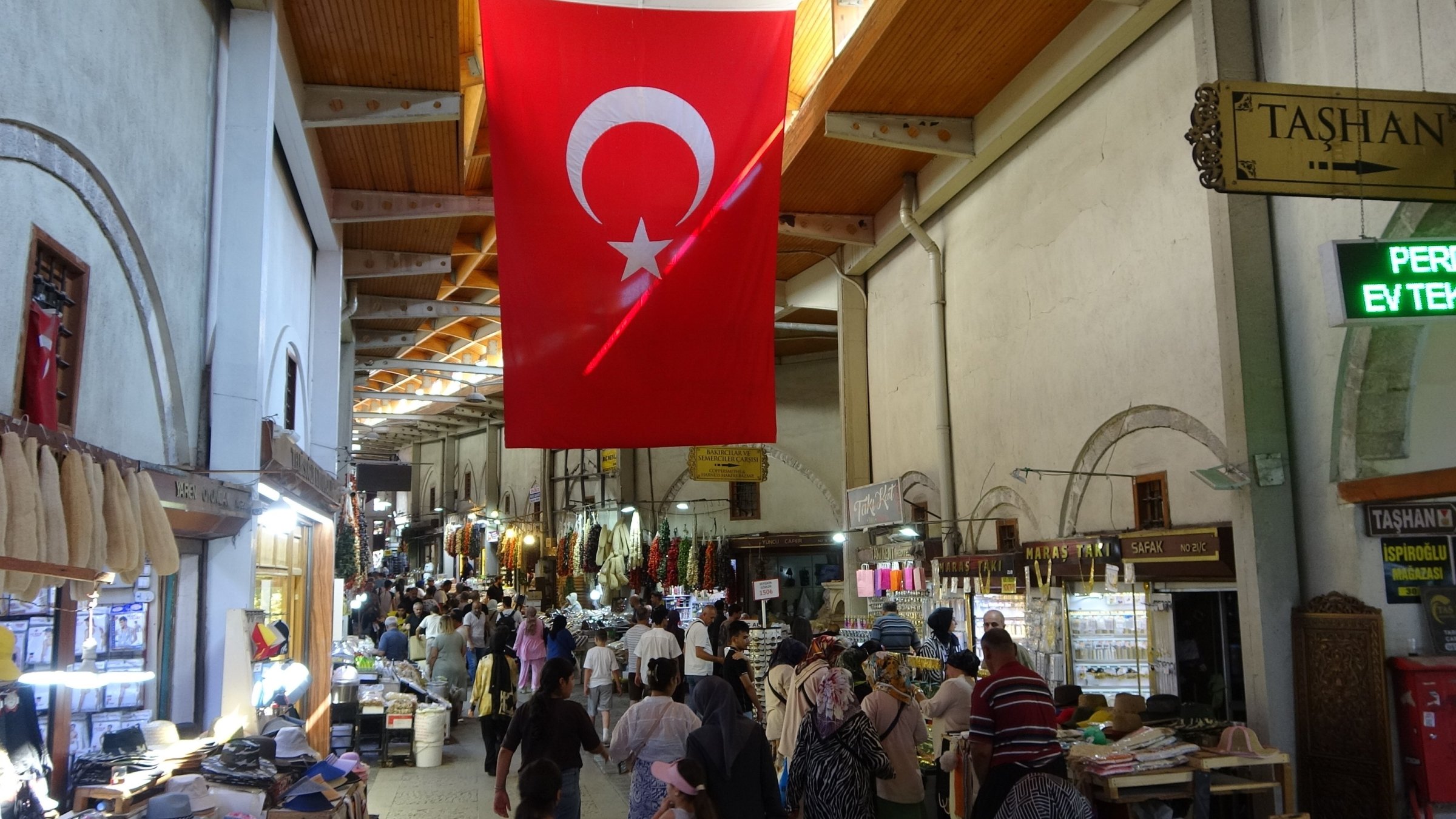 People are seen in the historic bazaar in Kahramanmaraş, southern Türkiye, Aug. 19, 2026. (IHA Photo)