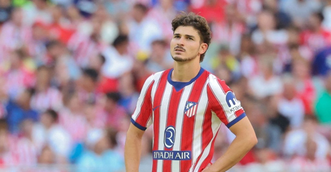 Atletico Madrid's Argentine forward Julian Alvarez is pictured amid boos from home supporters during the Spanish league football match between Club Atletico de Madrid and Villarreal CF at Metropolitano Stadium in Madrid, Spain, Aug. 23, 2026. (AFP Photo)