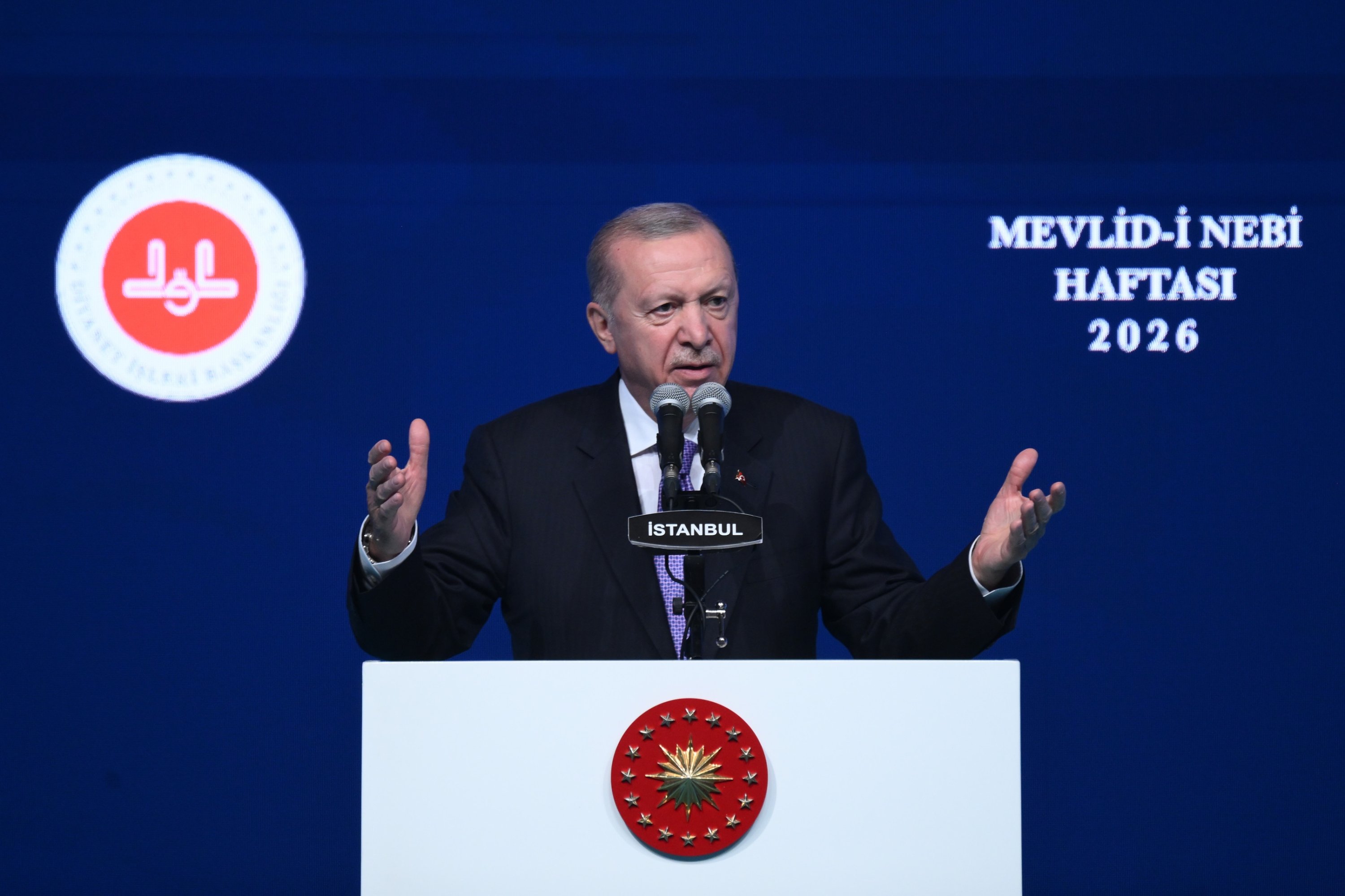 Erdoğan urges Muslims to set differences aside, unit against Israel