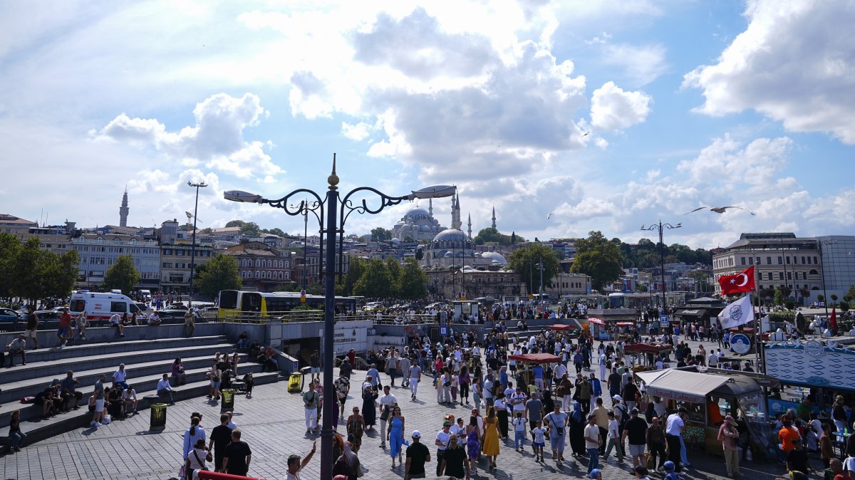 People are seen in the historic Eminönü district in Istanbul, Türkiye, Aug. 16, 2026. (AA Photo)
