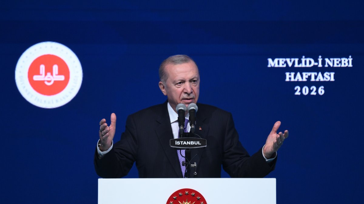President Recep Tayyip Erdoğan speaks at the Mawlid al-Nabi Week event at Haliç Congress Center, Istanbul. Aug. 28, 2026. (AA Photo)