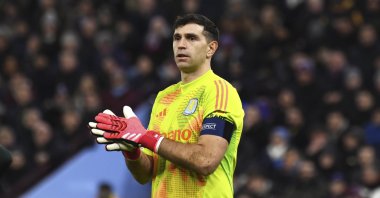 Aston Villa's goalkeeper Emiliano Martinez during the Champions League opening-phase match between Aston Villa and Celtic at Villa Park, Birmingham, U.K., Jan. 29, 2025. (AP Photo)
