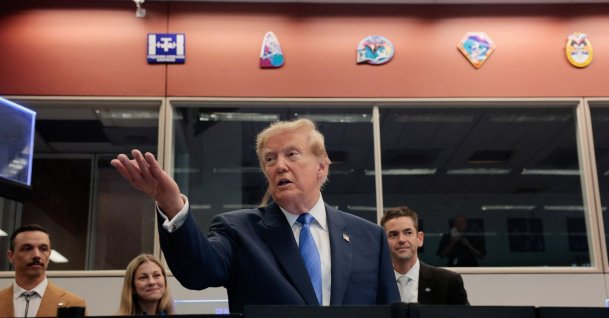 U.S. President Donald Trump speaks during a visit at NASA Mission Control Center in Houston, Texas, U.S., Aug. 28, 2026. (Reuters Photo)