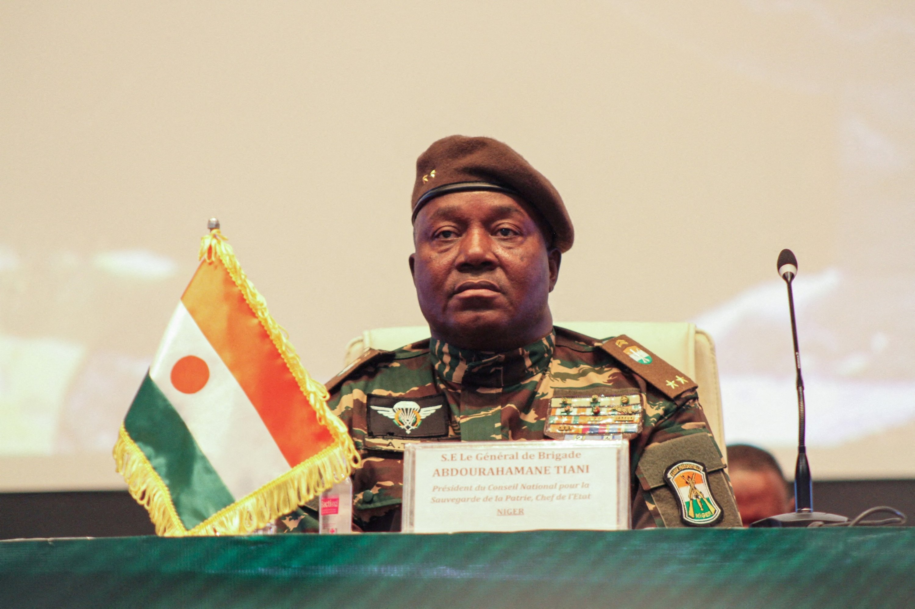 Gunfire erupts in Niger capital, state TV goes off air