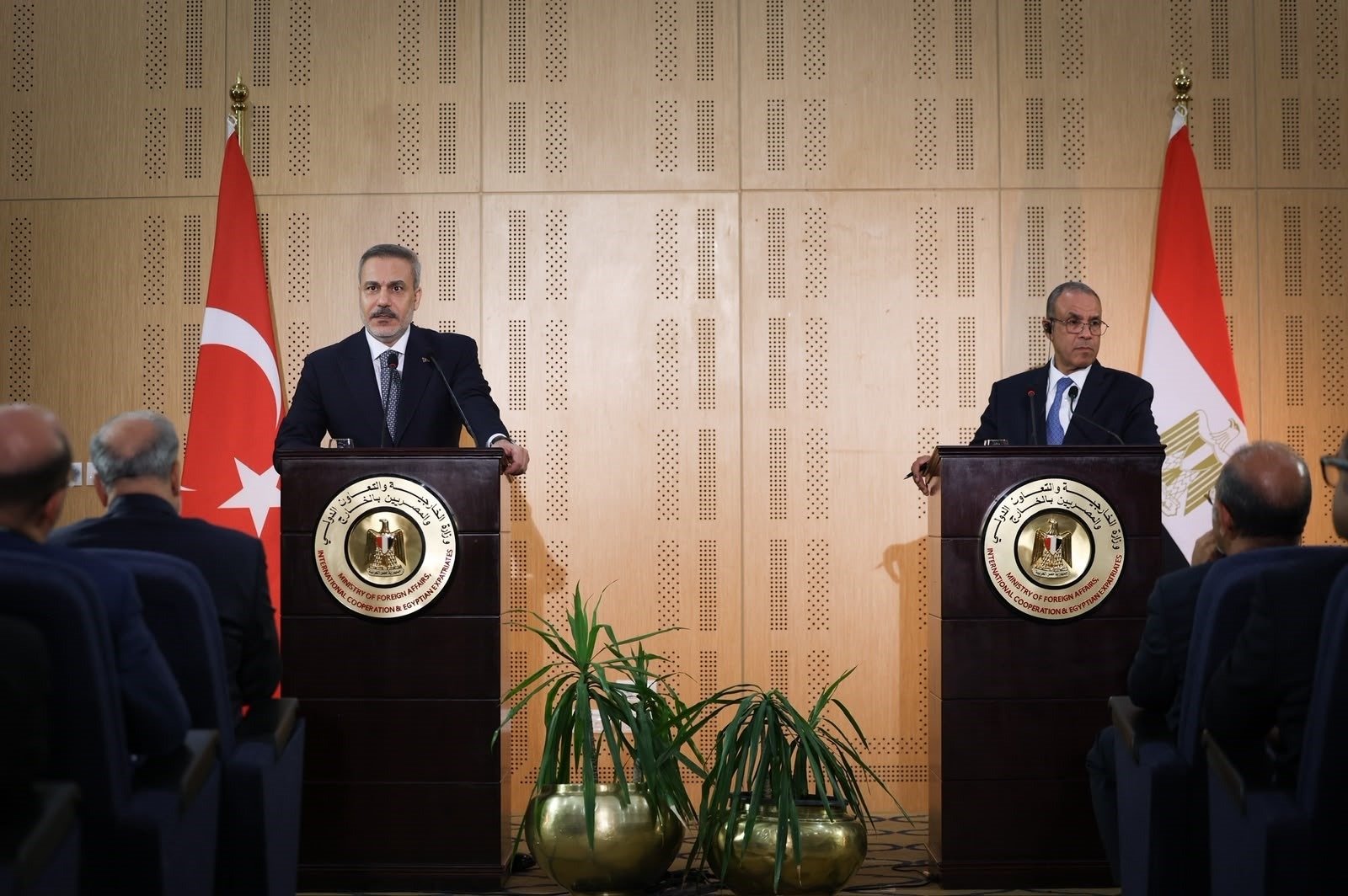 FM Hakan Fidan holds calls with Qatari, Egyptian counterparts