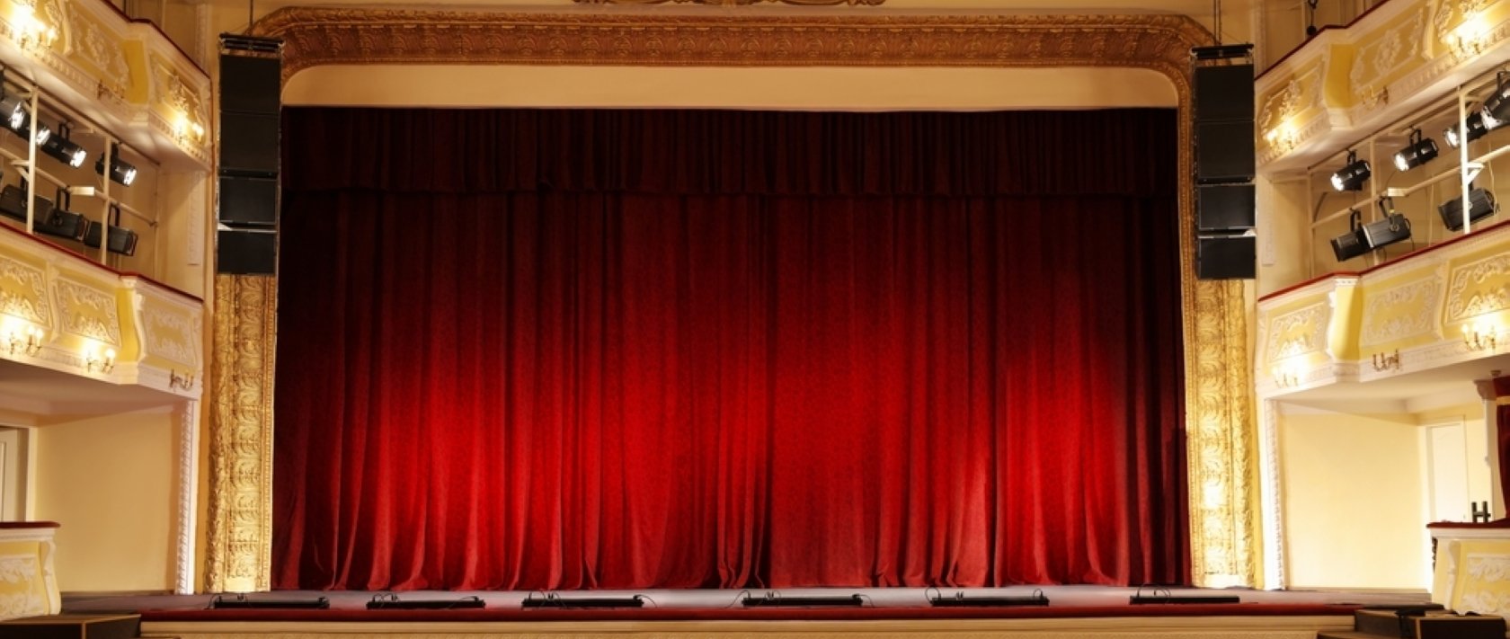 Istanbul will host a wide range of cultural and artistic events this week, including concerts, theater performances, exhibitions, museum programs and outdoor film screenings. (Shutterstock Photo)