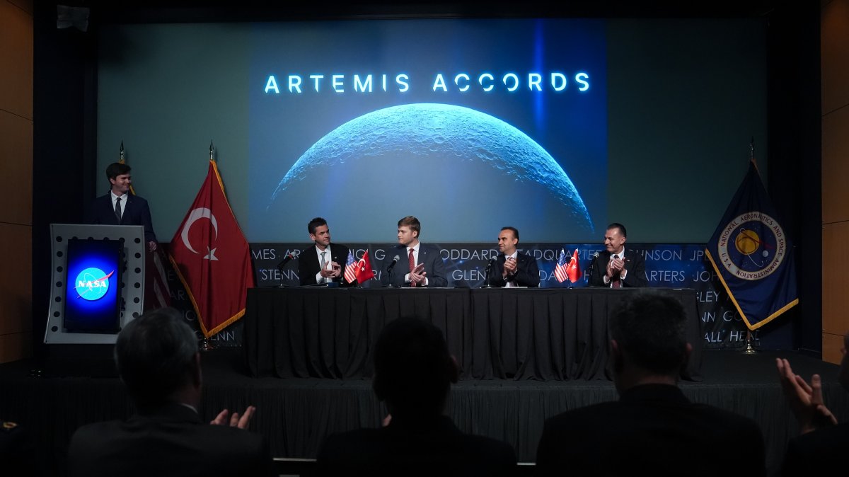 NASA Administrator Jared Isaacman (2nd-L), Industry and Technology Minister Mehmet Fatih Kacır (2nd-R) and Turkish Space Agency (TUA) President Yusuf Kıraç (R) attend the ceremony marking Türkiye's signing of the Artemis Accords, Washington, U.S., Aug. 31, 2026. (AA Photo)