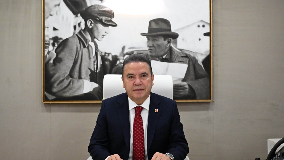 This undated photo shows former Antalya mayor Muhittin Böcek in his office, Antalya, southern Türkiye. (DHA Photo)