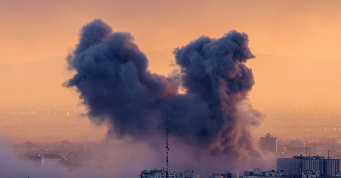 A plume of smoke rises after a strike on the Iranian capital Tehran, March 3, 2026. (AFP File Photo)