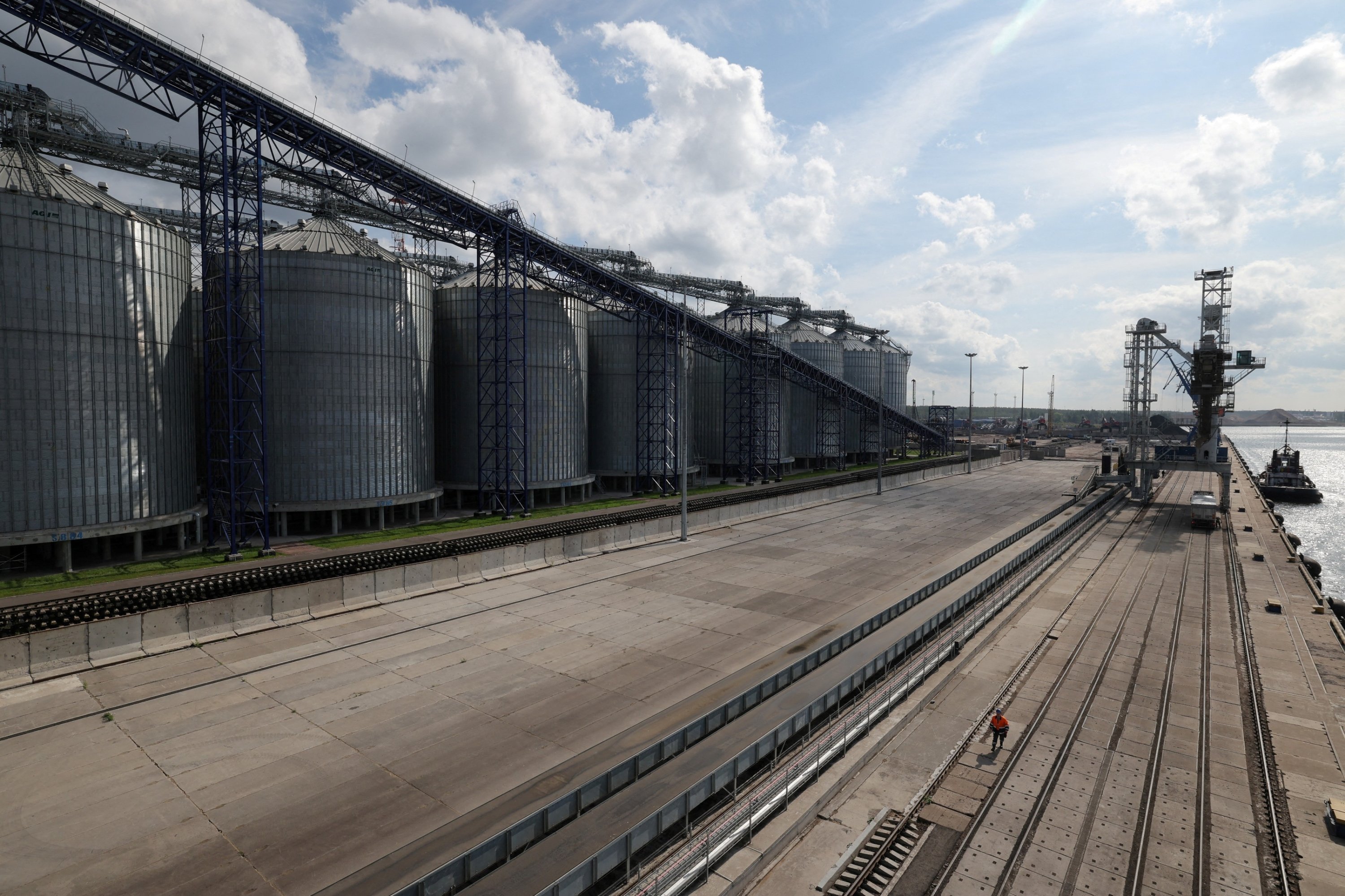 Russia says sees no grounds for Black Sea grain deal to resume