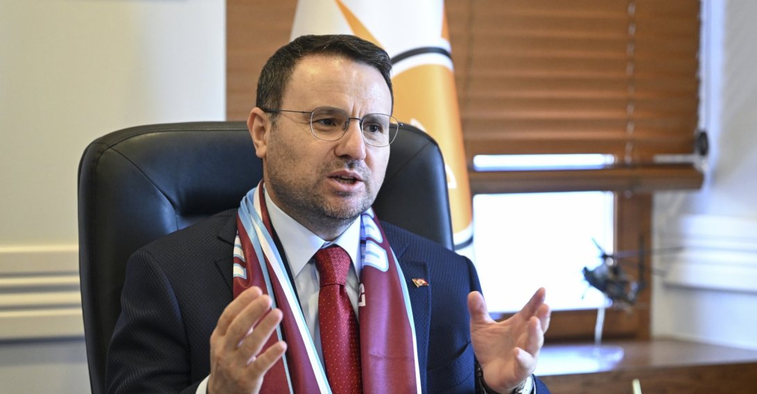 Justice Minister Akın Gürlek visits the ruling Justice and Development Party's (AK Party) provincial headquarters, Trabzon, Türkiye, Aug. 13, 2026. (AA Photo)