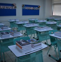 Textbooks are placed on students’ desks at Ümitköy Girls’ Anatolian Imam Hatip High School, Ankara, Türkiye, Sept. 2, 2026. (AA Photo)