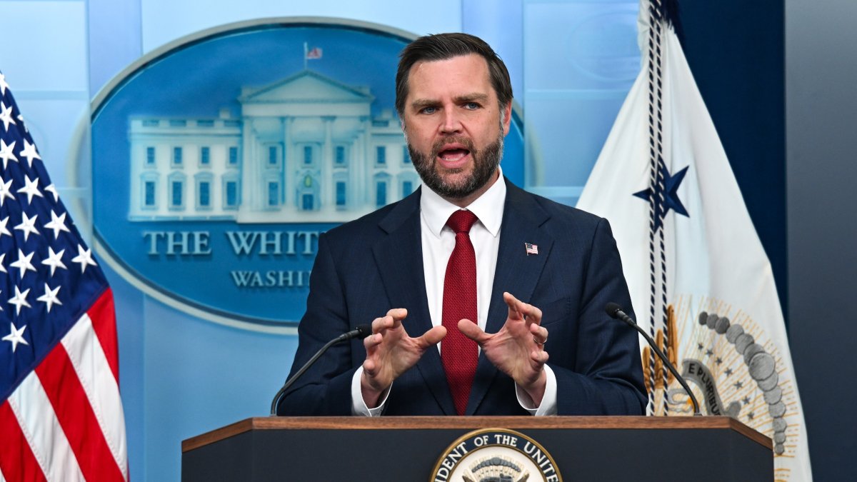 Vice President JD Vance briefs members of the media in the press room of the White House in Washington, D.C., Sept. 3, 2026. (EPA Photo)