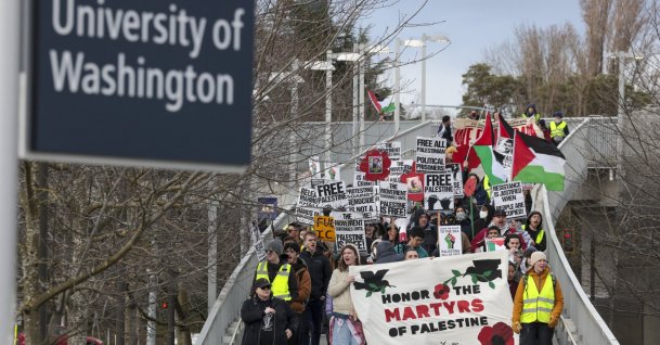 People protest the arrest of former Columbia University student activist Mahmoud Khalil and show support for Palestinians at the University of Washington campus in Seattle, Washington, March 15, 2025. (AFP File Photo)