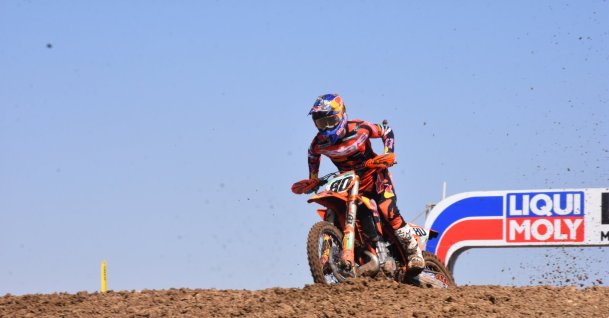 Riders compete during free practice and qualifying sessions at the 17th round of the FIM Motocross World Championship as MXGP Türkiye hosts MXGP, MX2, EMX250 and EMX125 competitions at the Motor Sports Center, Afyonkarahisar, Türkiye, Sept. 5, 2026. (AA Photo)