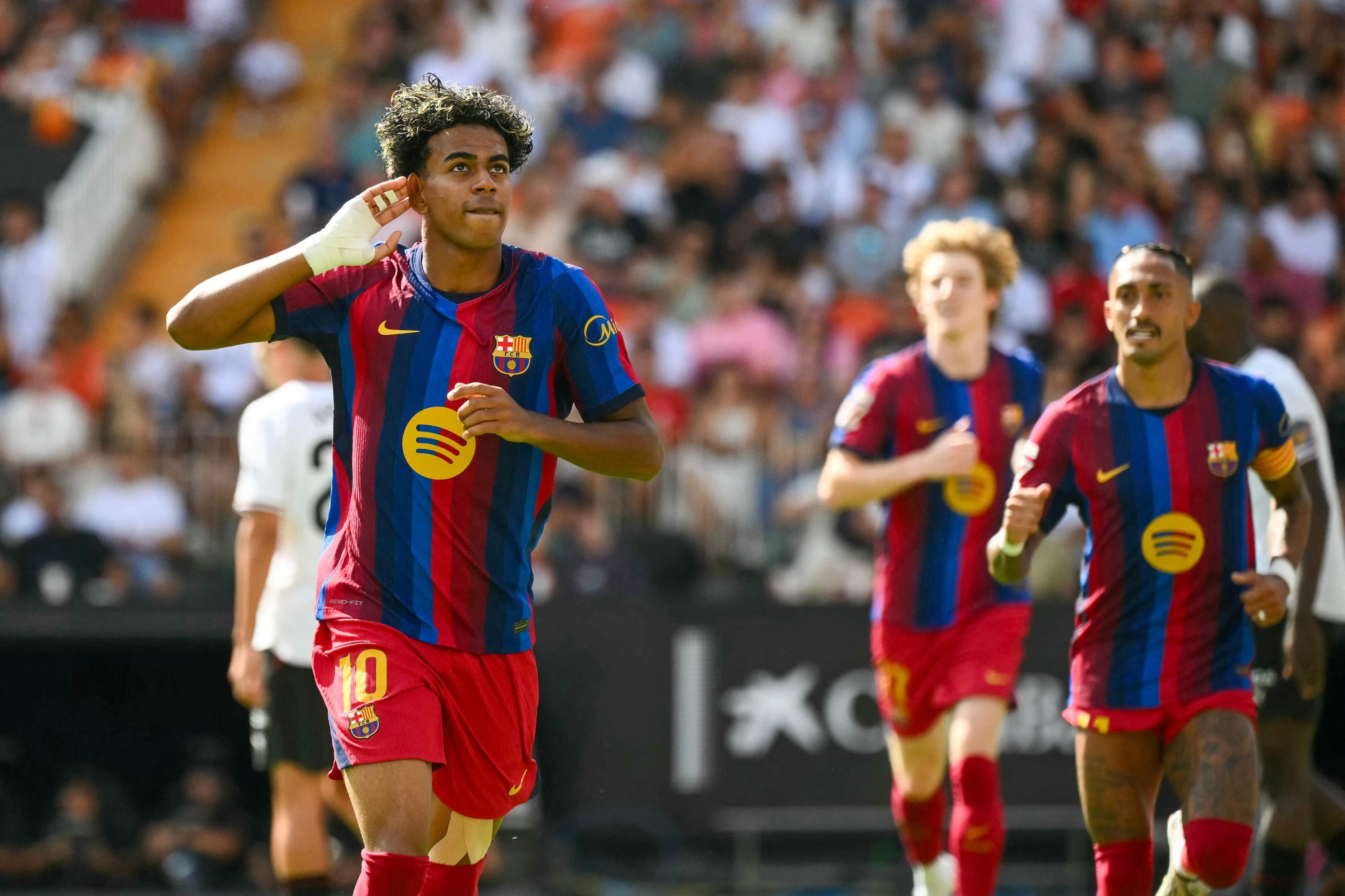 Yamal leads Barcelona to dominant 5-0 victory at Valencia
