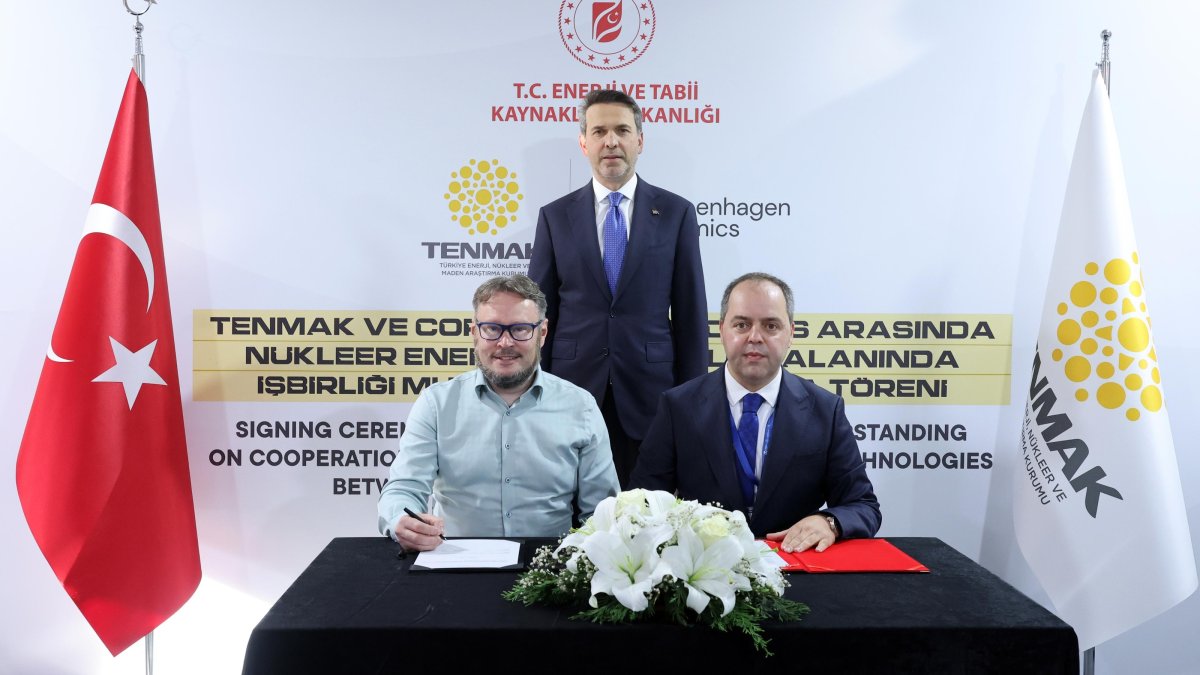 Energy and Natural Resources Minister Alparslan Bayraktar oversees the signing of an agreement between Türkiye Energy, Nuclear and Mineral Research Agency and Danish nuclear tech developer Copenhagen Atomics, Ankara, Türkiye, Sept. 7, 2026. (AA Photo)