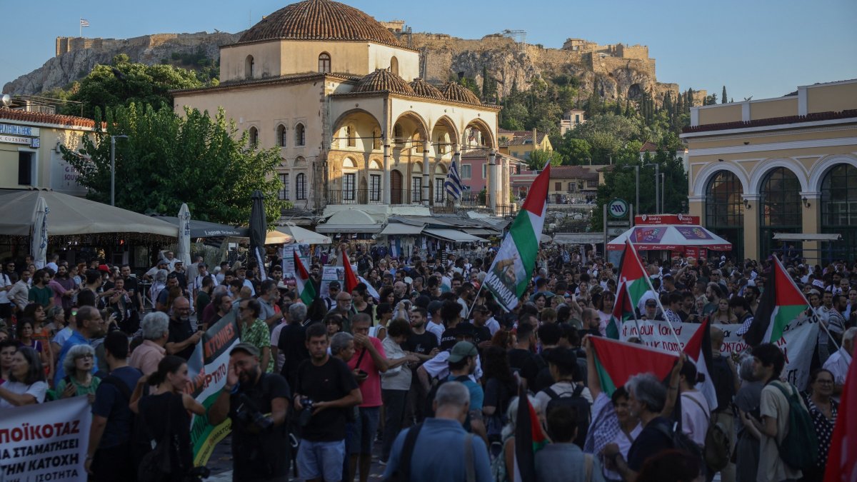People gather at Monastiraki Square during a nationwide protest for Palestine amid Israeli violence, Athens, Greece, Aug. 9, 2026. (Reuters Photo)