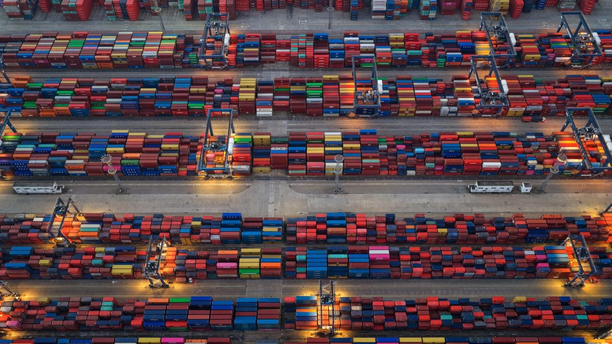 Containers are seen at the container terminal of Nanjing Port, eastern Jiangsu, China, Sept. 8, 2026. (AFP Photo)