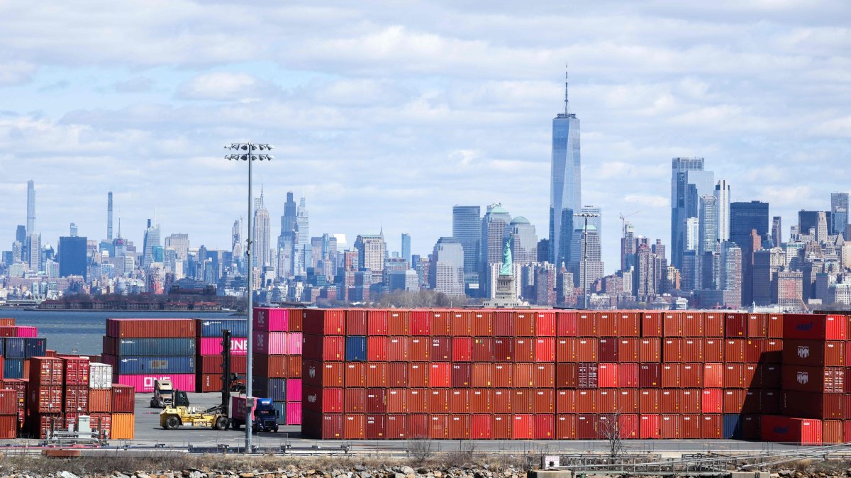 Shipping containers are seen at the Port Jersey Container Terminal, with the Manhattan skyline in the distance, in Jersey City, New Jersey, U.S., April 8, 2025. (AFP Photo)