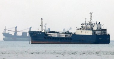Vessels transit the Hormuz Strait off the coast of Bandar Abbas, Iran, Sept. 7, 2026. (AFP Photo)