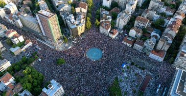 People take part in an anti-government protest decrying corruption and calling for early elections following the collapse of a railway station canopy in Novi Sad that killed 16 in November 2024, in central Belgrade, May 23, 2026. (AFP File Photo)