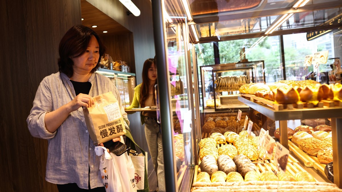 China's consumer, producer prices accelerate in August