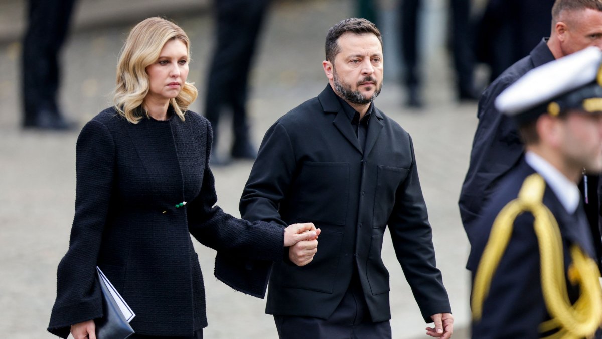 Ukraine's President Volodymyr Zelenskyy and First Lady Olena Zelenska walk behind the coffin of Norway's late King Harald V as it is carried from the Oslo Cathedral to Akershus Castle in Oslo, Norway, Sept. 9, 2026. (AFP Photo)