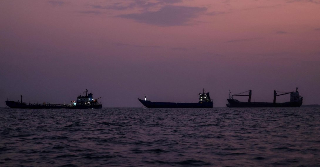 Vessels transit the Strait of Hormuz off the coast of the port city of Bandar Abbas in southern Iran, Sept. 5, 2026. (AFP Photo)