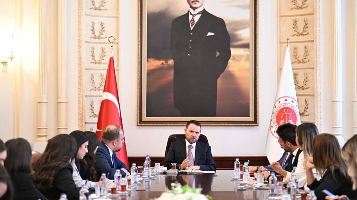 Justice Minister Akın Gürlek meets with court reporters at the Justice Ministry, Ankara, Türkiye, Sept. 10, 2026. (DHA Photo)