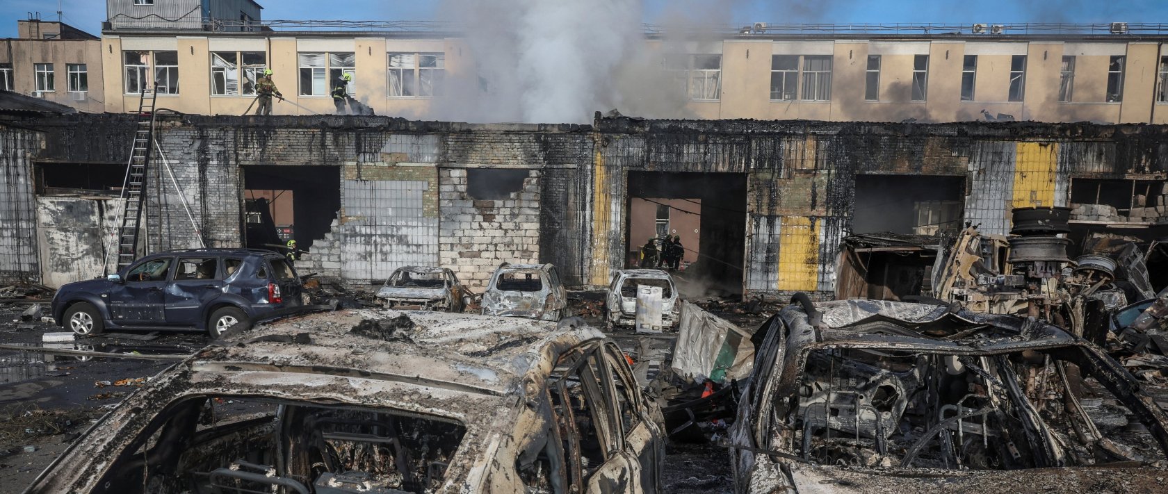 Firefighters work at the site of a destroyed car service, hit during a Russian missile and drone strike, amid Russia’s attack on Ukraine, in Kyiv, Ukraine, Sept. 8, 2026. (Reuters File Photo)