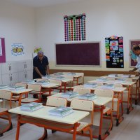 Teachers prepare classrooms for students ahead of the new academic year, Hatay, Türkiye, Sept. 13, 2026. (AA Photo)
