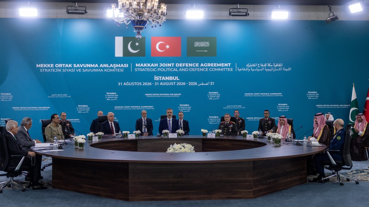 Turkish, Saudi and Pakistani officials gather during a meeting for the recently established Mecca alliance, Istanbul, Türkiye, Aug. 31, 2026. (Getty Images Photo)