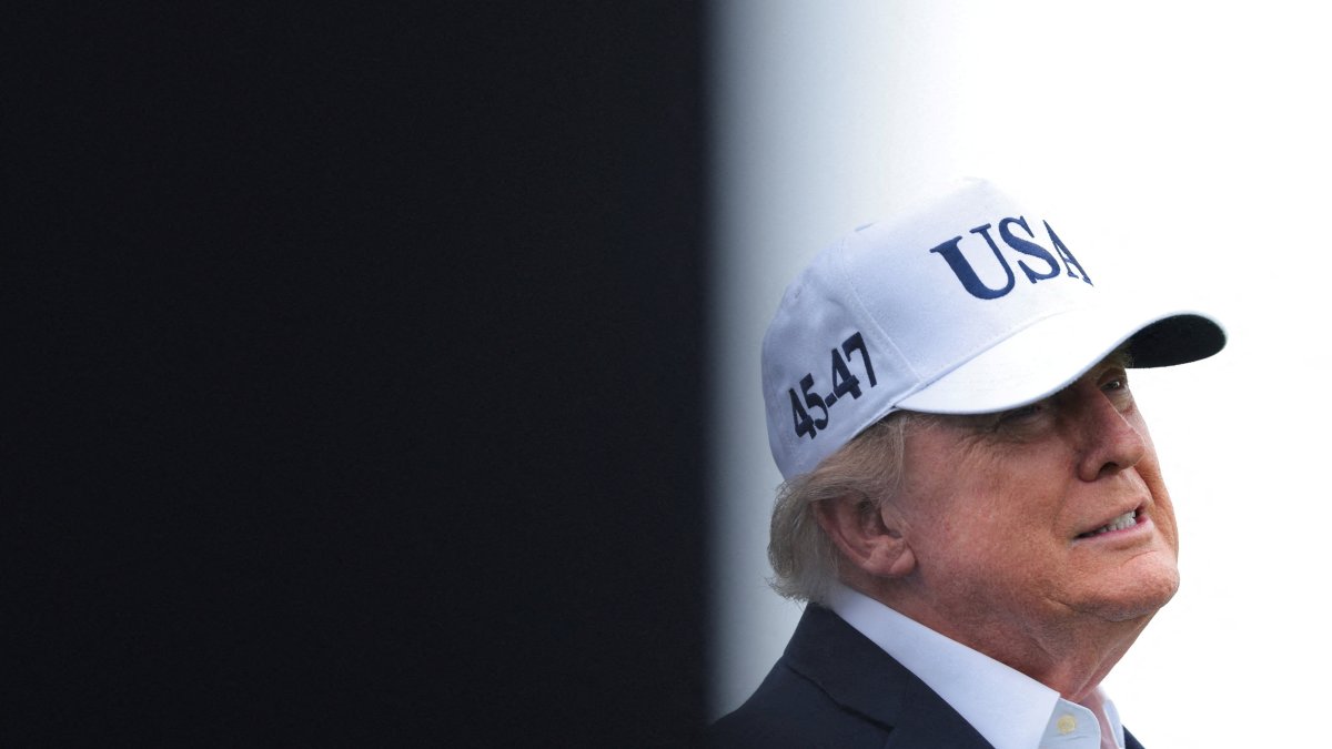 U.S. President Donald Trump attends the Amgen Irish Open at Trump International Golf Links, Doonbeg, Ireland, Sept. 13, 2026. (Reuters Photo)