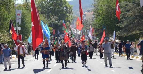 A view of the parade of Yörüks on the occasion, Söğüt, Bilecik, Türkiye, Sept. 12, 2026. (İHA Photo)