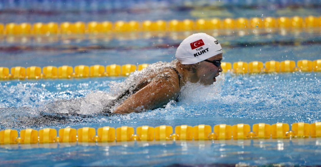 Defne Kurt in action during women’s 100-meter freestyle S10 event on the final day of the European Para Swimming Championship, Kocaeli, Türkiye, Sept. 12, 2026. (AA Photo)