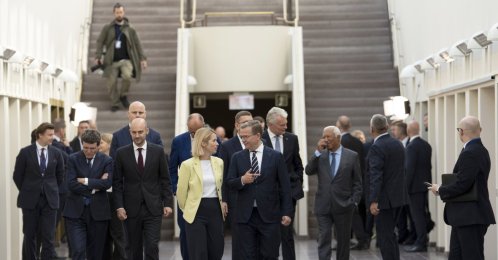 European High Representative of the Union for Foreign Affairs Kaja Kallas (C-L) and Finnish Prime Minister Petteri Orpo (C-R), along with other EU leaders, attend the European Arctic Summit in Rovaniemi, Finland, Sept. 14, 2026. (EPA Photo)