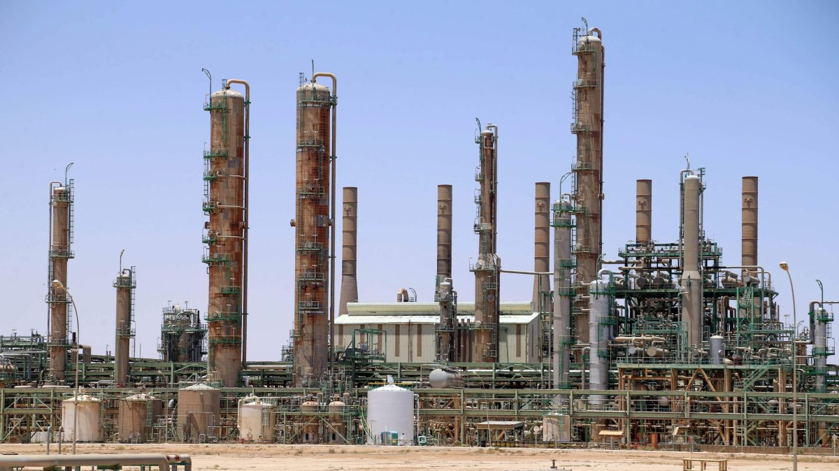 An oil refinery in northern town of Ras Lanuf, Libya, June 3, 2020. (AFP File Photo)