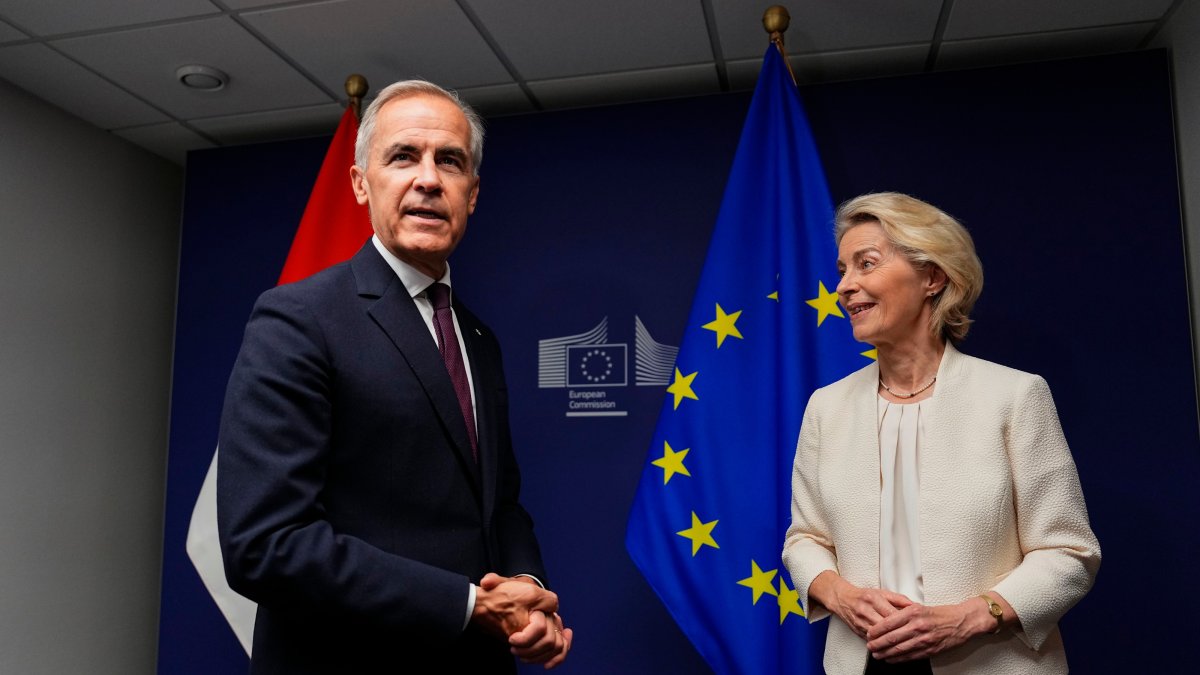 Canadian Prime Minister Mark Carney (L) and European Commission President Ursula von der Leyen participate in a bilateral meeting at the European Parliament in Strasbourg, France, Sept. 16, 2026. (AP Photo)