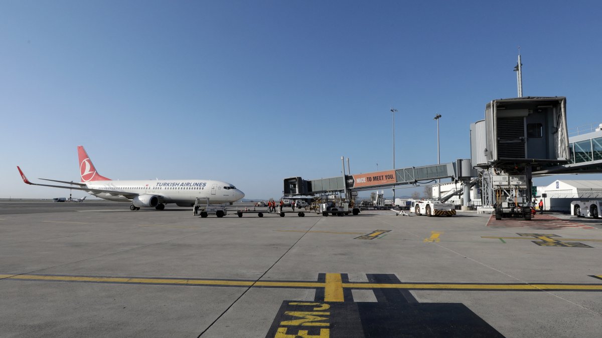 A view shows a Turkish Airlines Boeing 737 parked on the tarmac of Nice Cote d'Azur Airport Terminal 2 in Nice, France, March 1, 2021. (Reuters Photo)