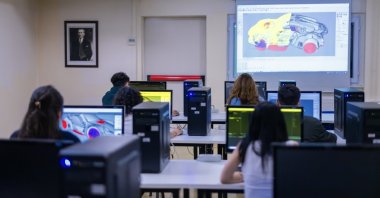 University students attend a computer-aided design class as they work on 3D modeling projects, Istanbul, Türkiye, April 22, 2026. (Shutterstock Photo)