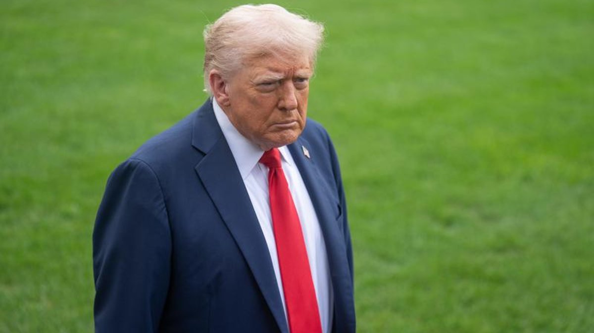 U.S. President Donald Trump prepares to answer questions from reporters at the White House in Washington, D.C., U.S., Sept. 21, 2025. (DHA Photo)